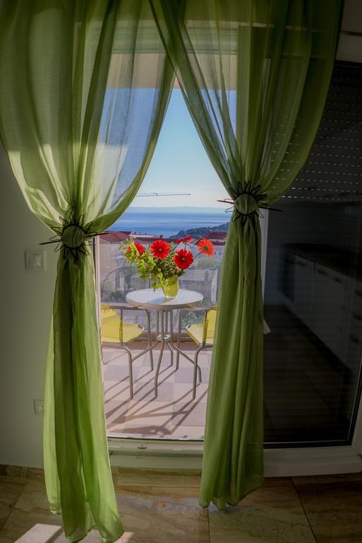 Apartmani Ruzica Makarska Esterno foto