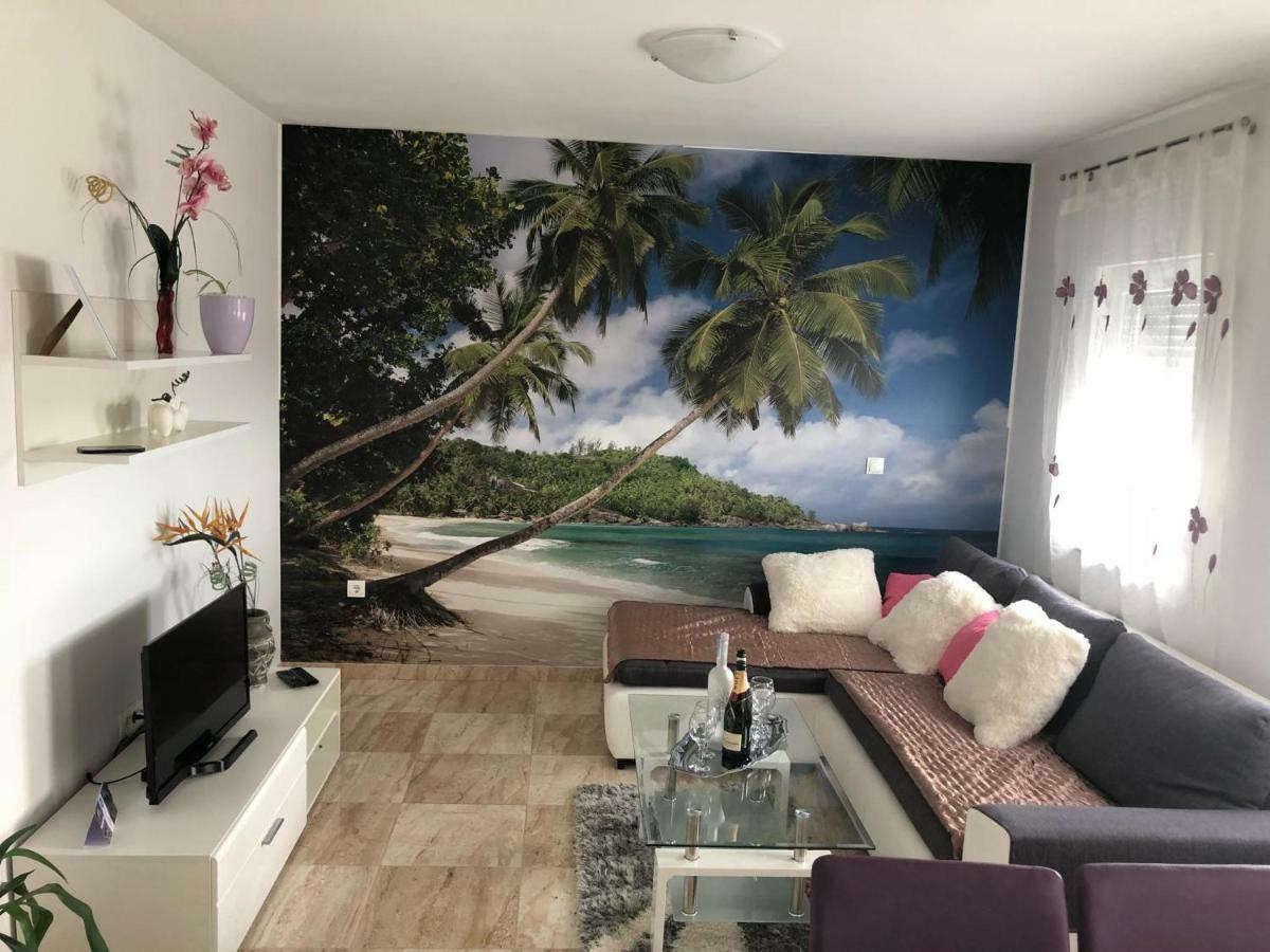 Apartmani Ruzica Makarska Esterno foto